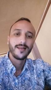انا من المغرب، أعزب، 34 سنة هنا من أجل البحث عن شريك لتحقيق تعارف جاد .