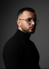 Je viens de Algérie, Célibataire, 29 ans, ici à la recherche d'un partenaire pour Relation sérieuse .