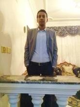 انا من القاهرة، أعزب، 40 سنة هنا من أجل البحث عن شريك لتحقيق تعارف جاد .