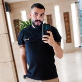 انا من القاهرة، مطلق، 41 سنة هنا من أجل البحث عن شريك لتحقيق تعارف جاد .