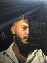 انا متزوج، 24 سنة هنا من أجل البحث عن شريك لتحقيق تعارف جاد .