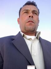 انا من mafraq، متزوج، 50 سنة هنا من أجل البحث عن شريك لتحقيق زواج عادي تعرف عليّ أكثر من خلال بروفايلي، فربّ صدفة خير من ألف ميعاد.