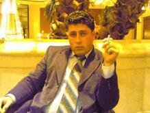 انا أعزب، 45 سنة هنا من أجل البحث عن شريك لتحقيق 0 .