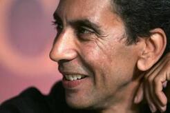 انا أعزب، 104 سنة هنا من أجل البحث عن شريك لتحقيق زواج عادي تعرف عليّ أكثر من خلال بروفايلي، فربّ صدفة خير من ألف ميعاد.