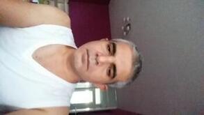 انا من den haag، أعزب، 47 سنة هنا من أجل البحث عن شريك لتحقيق زواج عادي تعرف عليّ أكثر من خلال بروفايلي، فربّ صدفة خير من ألف ميعاد.