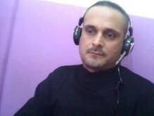 انا من الاخضرية ، أرمل، 46 سنة هنا من أجل البحث عن شريك لتحقيق علاقة تعارف تعرف عليّ أكثر من خلال بروفايلي، فربّ صدفة خير من ألف ميعاد.