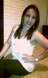 انا عزباء، 36 سنة هنا من أجل البحث عن شريك لتحقيق علاقة تعارف تعرف عليّ أكثر من خلال بروفايلي، فربّ صدفة خير من ألف ميعاد.