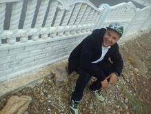 انا من برج الحوت، 37 سنة هنا من أجل البحث عن شريك لتحقيق علاقة تعارف تعرف عليّ أكثر من خلال بروفايلي، فربما نجمك هو الذي دلّك إلي.