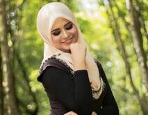 انا عزباء، 36 سنة هنا من أجل البحث عن شريك لتحقيق زواج عادي تعرف عليّ أكثر من خلال بروفايلي، فربّ صدفة خير من ألف ميعاد.