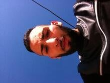 انا من ذوي العيون أسود هنا من أجل البحث عن شريك لتحقيق زواج مسيار تعرف عليّ أكثر من خلال بروفايلي، فقد تكون الأقدار هي البداية.