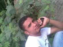 انا من جرجا، أعزب، 36 سنة هنا من أجل البحث عن شريك لتحقيق زواج عادي تعرف عليّ أكثر من خلال بروفايلي، فربّ صدفة خير من ألف ميعاد.