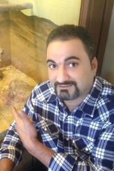 انا من اريزونا، أعزب، 44 سنة هنا من أجل البحث عن شريك لتحقيق زواج عادي تعرف عليّ أكثر من خلال بروفايلي، فربّ صدفة خير من ألف ميعاد.