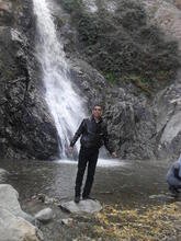 انا من برج الحمل، 37 سنة هنا من أجل البحث عن شريك لتحقيق زواج عادي تعرف عليّ أكثر من خلال بروفايلي، فربما نجمك هو الذي دلّك إلي.