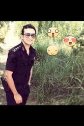 انا أعزب، 35 سنة هنا من أجل البحث عن شريك لتحقيق 0 تعرف عليّ أكثر من خلال بروفايلي، فربّ صدفة خير من ألف ميعاد.