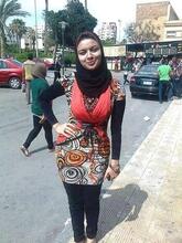 انا عزباء، 37 سنة هنا من أجل البحث عن شريك لتحقيق زواج عادي تعرف عليّ أكثر من خلال بروفايلي، فربّ صدفة خير من ألف ميعاد.