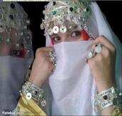 انا من taroudant، عزباء، 40 سنة هنا من أجل البحث عن شريك لتحقيق زواج عادي تعرف عليّ أكثر من خلال بروفايلي، فربّ صدفة خير من ألف ميعاد.