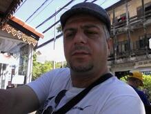 انا من ذوي الشعر أبيض هنا من أجل البحث عن شريك لتحقيق 0 تعرف عليّ أكثر من خلال بروفايلي، فربما تكون الصدفة هي البداية.
