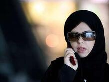 انا أرملة، 45 سنة هنا من أجل البحث عن شريك لتحقيق زواج عادي تعرف عليّ أكثر من خلال بروفايلي، فربّ صدفة خير من ألف ميعاد.