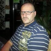 انا من كوبنهاكن، أعزب، 45 سنة هنا من أجل البحث عن شريك لتحقيق زواج عادي تعرف عليّ أكثر من خلال بروفايلي، فربّ صدفة خير من ألف ميعاد.