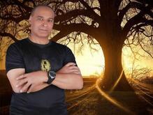 انا من حولى، أعزب، 85 سنة هنا من أجل البحث عن شريك لتحقيق زواج عادي تعرف عليّ أكثر من خلال بروفايلي، فربّ صدفة خير من ألف ميعاد.