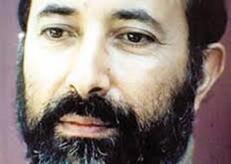 انا متزوج، 55 سنة هنا من أجل البحث عن شريك لتحقيق زواج عادي تعرف عليّ أكثر من خلال بروفايلي، فربّ صدفة خير من ألف ميعاد.