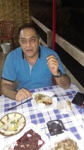 انا متزوج، 67 سنة هنا من أجل البحث عن شريك لتحقيق زواج متعدد تعرف عليّ أكثر من خلال بروفايلي، فربّ صدفة خير من ألف ميعاد.