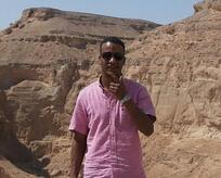 انا من برج العرب الجديده، متزوج، 47 سنة هنا من أجل البحث عن شريك لتحقيق علاقة تعارف تعرف عليّ أكثر من خلال بروفايلي، فربّ صدفة خير من ألف ميعاد.
