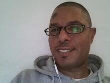 انا من ذوي العيون بني هنا من أجل البحث عن شريك لتحقيق علاقة تعارف تعرف عليّ أكثر من خلال بروفايلي، فقد تكون الأقدار هي البداية.