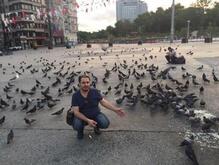 انا من اثينا، أعزب، 44 سنة هنا من أجل البحث عن شريك لتحقيق زواج عادي تعرف عليّ أكثر من خلال بروفايلي، فربّ صدفة خير من ألف ميعاد.
