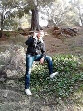 انا من برج العقرب، 32 سنة هنا من أجل البحث عن شريك لتحقيق زواج عادي تعرف عليّ أكثر من خلال بروفايلي، فربما نجمك هو الذي دلّك إلي.