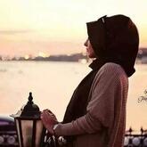 انا أرملة، 50 سنة هنا من أجل البحث عن شريك لتحقيق زواج عادي تعرف عليّ أكثر من خلال بروفايلي، فربّ صدفة خير من ألف ميعاد.