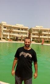 شكلي حجم كبير، 43 سنة هنا من أجل البحث عن شريك لتحقيق زواج متعدد تعرف عليّ أكثر من خلال بروفايلي، فقد تكون الصدفة التي تجمعنا أفضل من ألف ميعاد.