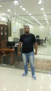 انا من العليا، أعزب، 44 سنة هنا من أجل البحث عن شريك لتحقيق زواج عادي تعرف عليّ أكثر من خلال بروفايلي، فربّ صدفة خير من ألف ميعاد.