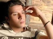 انا من مصر، أعزب، 39 سنة هنا من أجل البحث عن شريك لتحقيق زواج عادي تعرف عليّ أكثر من خلال بروفايلي، فربّ صدفة خير من ألف ميعاد.