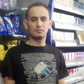 انا من constantine، أعزب، 44 سنة هنا من أجل البحث عن شريك لتحقيق -- تعرف عليّ أكثر من خلال بروفايلي، فربّ صدفة خير من ألف ميعاد.