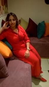 انا عزباء، 44 سنة هنا من أجل البحث عن شريك لتحقيق زواج عادي تعرف عليّ أكثر من خلال بروفايلي، فربّ صدفة خير من ألف ميعاد.