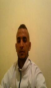 انا من رويسات، أعزب، 40 سنة هنا من أجل البحث عن شريك لتحقيق زواج عادي تعرف عليّ أكثر من خلال بروفايلي، فربّ صدفة خير من ألف ميعاد.