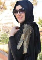 انا من برج الميزان، 48 سنة هنا من أجل البحث عن شريك لتحقيق علاقة تعارف تعرف عليّ أكثر من خلال بروفايلي، فربما نجمك هو الذي دلّك إلي.