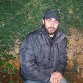 انا من معرة النعمان، أعزب، 32 سنة هنا من أجل البحث عن شريك لتحقيق زواج عادي تعرف عليّ أكثر من خلال بروفايلي، فربّ صدفة خير من ألف ميعاد.