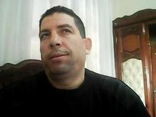 انا من bba، أعزب، 51 سنة هنا من أجل البحث عن شريك لتحقيق زواج عادي تعرف عليّ أكثر من خلال بروفايلي، فربّ صدفة خير من ألف ميعاد.