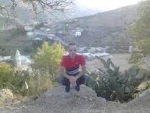 انا من برج الأسد، 35 سنة هنا من أجل البحث عن شريك لتحقيق زواج عادي تعرف عليّ أكثر من خلال بروفايلي، فربما نجمك هو الذي دلّك إلي.