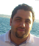 انا من ذوي العيون عسلي هنا من أجل البحث عن شريك لتحقيق زواج عادي تعرف عليّ أكثر من خلال بروفايلي، فقد تكون الأقدار هي البداية.