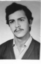 انا من صافيتا، أعزب، 58 سنة هنا من أجل البحث عن شريك لتحقيق زواج عادي تعرف عليّ أكثر من خلال بروفايلي، فربّ صدفة خير من ألف ميعاد.