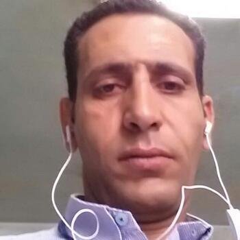 انا من Cairo، Geschieden، 51 Jahre هنا من أجل البحث عن شريك لتحقيق Freundschaftliche Beziehung.
