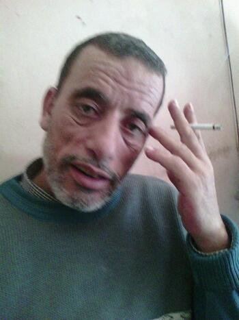 انسان بسيط مع كل من حولى احب الخير للناس واكره الخيانة ولكذب ولو فى شىء بسيط متعاون فى كل شىء فى حدود الممعقول احب حب حقيقى وليس مذيف من اجل...