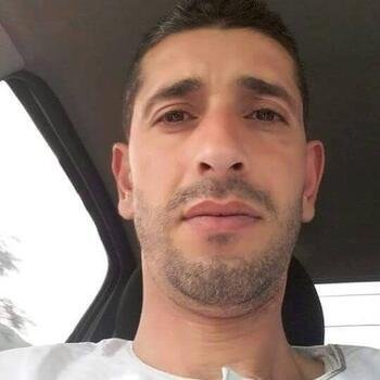 انا من Tipaza، Bekar، 48 yıl هنا من أجل البحث عن شريك لتحقيق Ciddi ilişki.