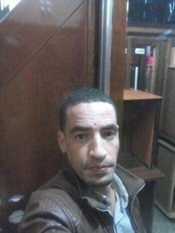 Je viens de Ain Sefra, Célibataire, 43 ans, ici à la recherche d'un partenaire pour Relation sérieuse.
