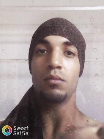 انا من Riath، Bekar، 30 yıl هنا من أجل البحث عن شريك لتحقيق Ciddi ilişki.