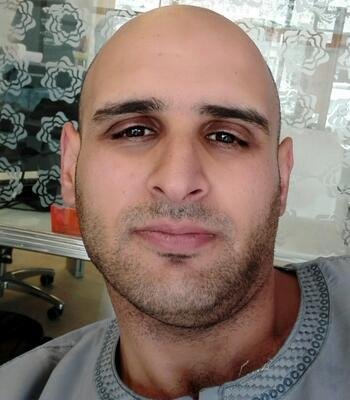 Je viens de Ibn Sina, u, 38 ans, ici à la recherche d'un partenaire pour Relation sérieuse.