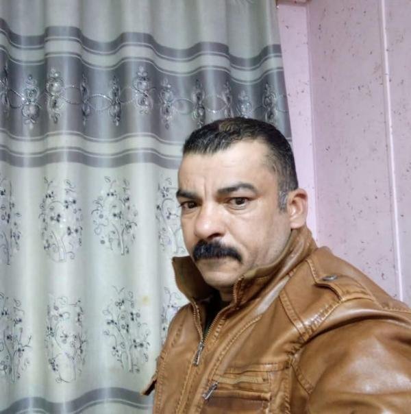 انا من Baghdad Muhafazat، Geschieden، 50 Jahre هنا من أجل البحث عن شريك لتحقيق Ernsthafte Beziehung.